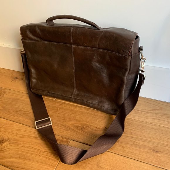 NWOT Knomo London Brown Bungo Messenger Bag